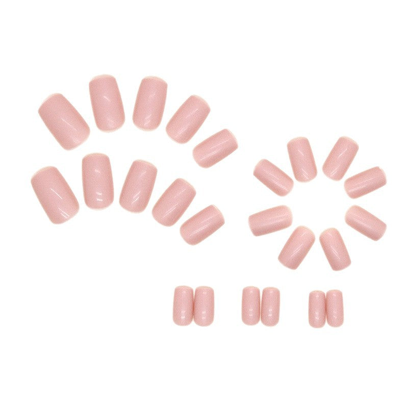 Artificial nails in elegant, natural style Stornfield