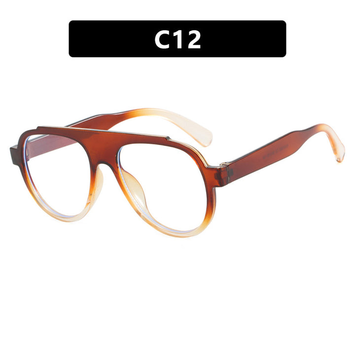 Women Vintage-Style Sunglasses with Elegant Plastic Frame in Leopard Pattern Stornfield