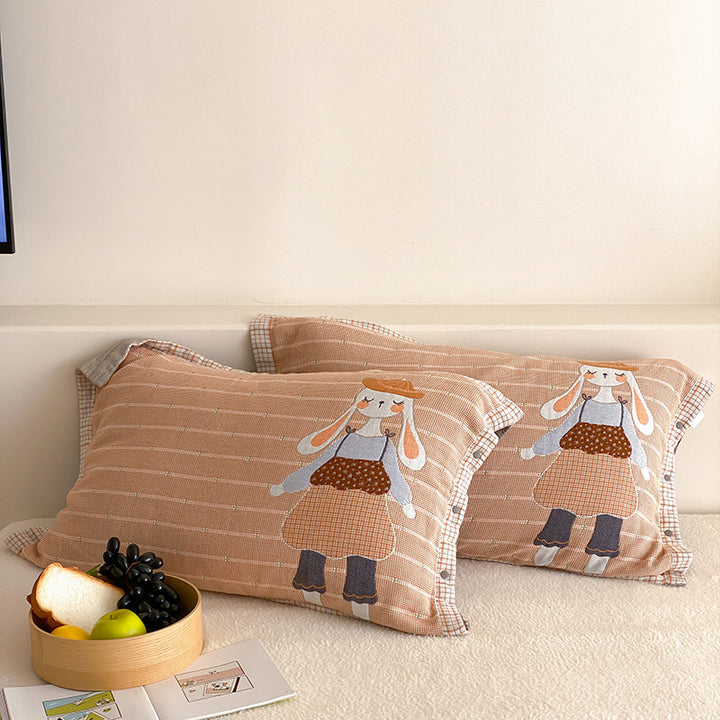 Kids' pillowcases with cute bear applique and checkered muslin look
