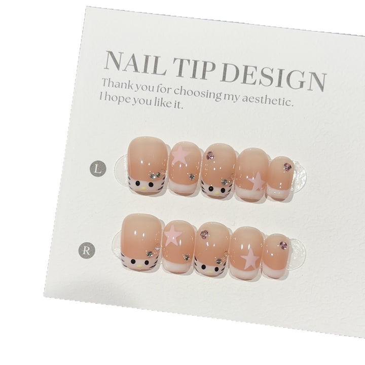 Artificial nails with Creative Animal Designs Stornfield