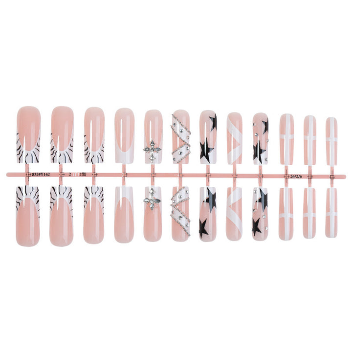 Nail art set with floral and modern designs Stornfield