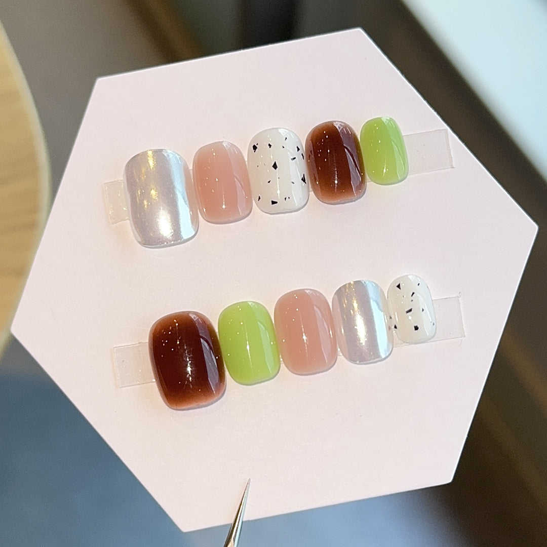 Artificial nails with modern design and varied accents Stornfield