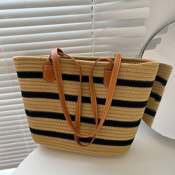 Stylish straw bag with contrasting stripes Stornfield