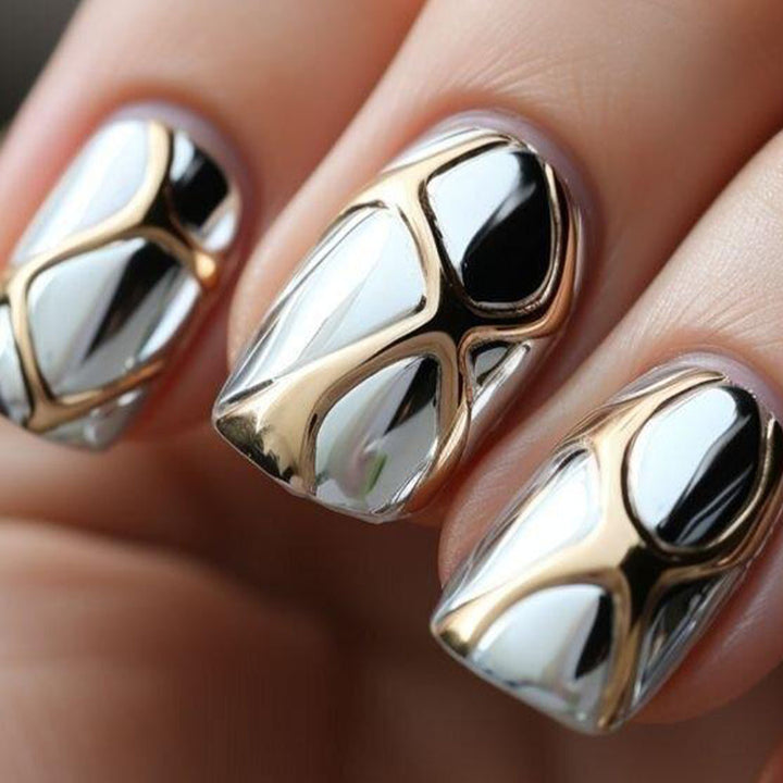 Artificial nails with elegant 3D pattern Stornfield