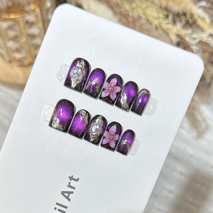 Elegant Floral Press-On Nail Set with Glitter Accents Stornfield