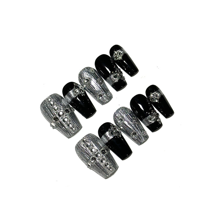 Decorative Press-On Nail Art Set with Luxurious Silver and Black Embellishments