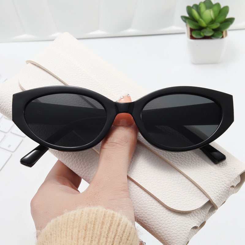 Women's Cat-Eye Sunglasses with Elegant Plastic Frame Stornfield
