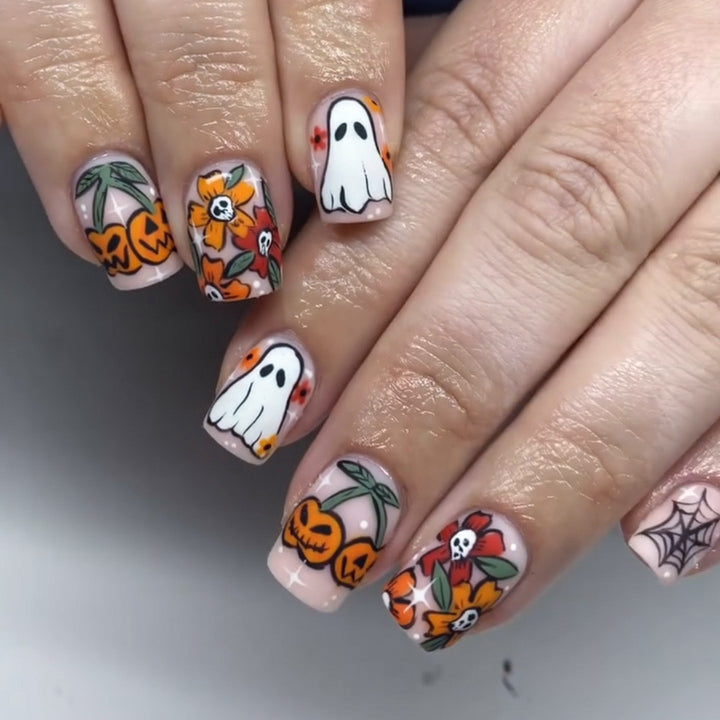 Creepy Nail Art Stornfield