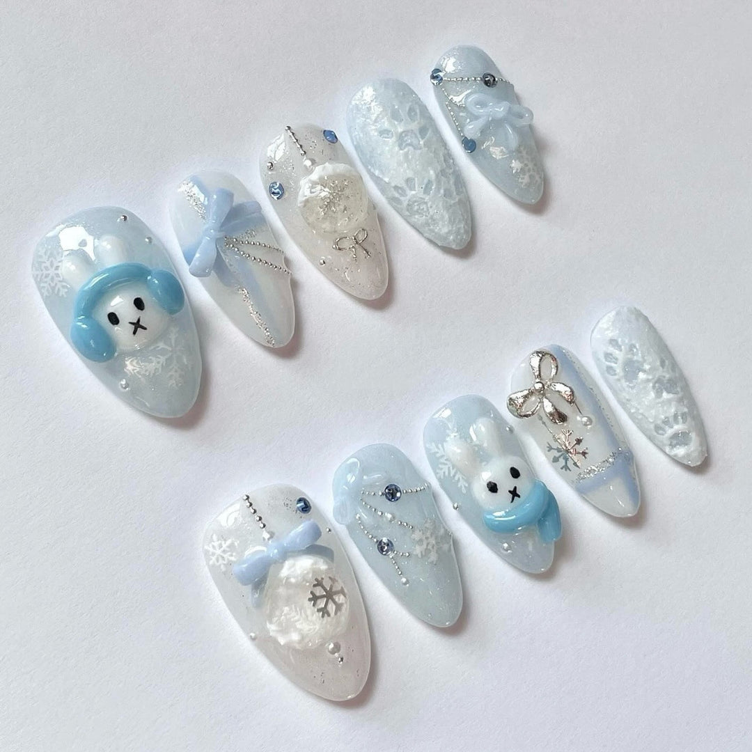 Seasonal-Themed Press-On Nail Art Set