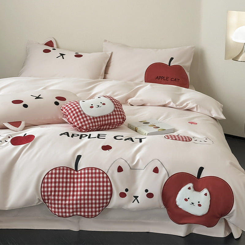 Cute Apple Cat Appliqué Cotton Duvet Cover Set