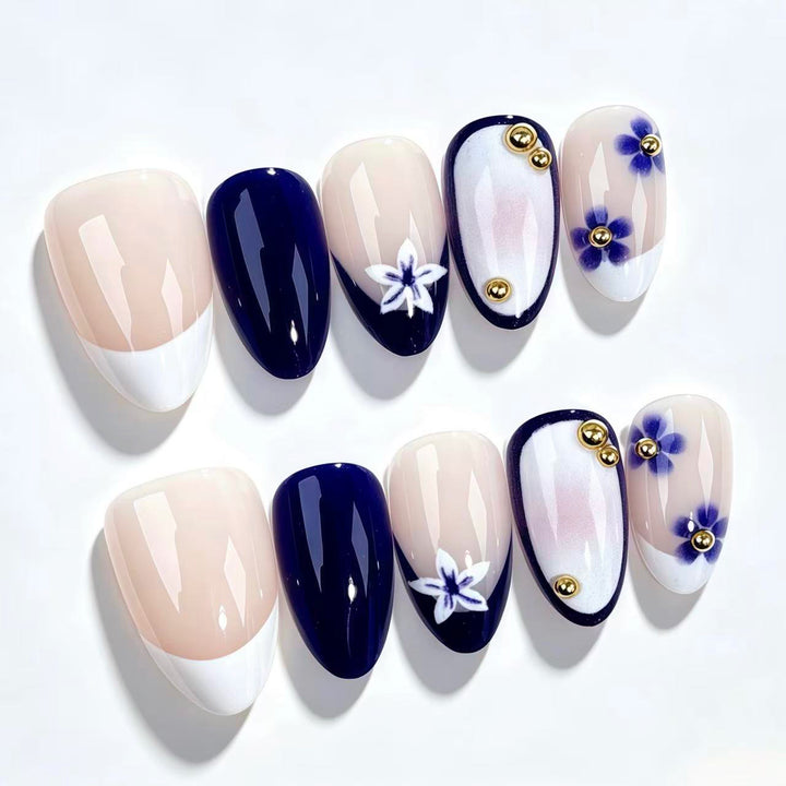 Elegant Floral and Star-Embellished Press-On Nail Set