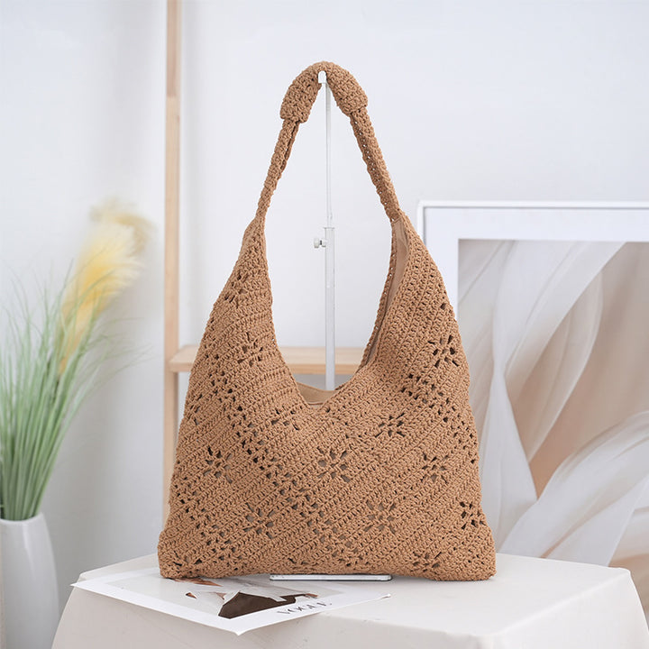 Handcrafted straw shoulder bag Stornfield