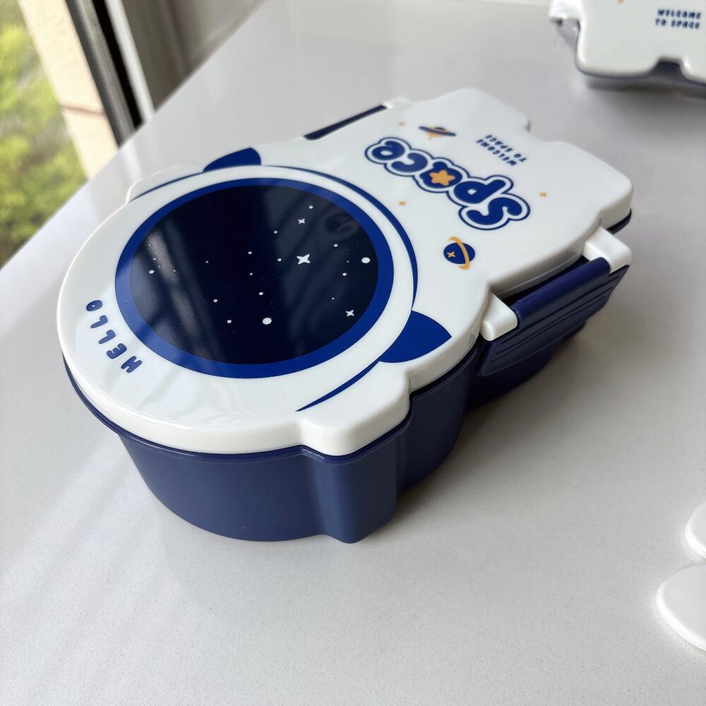Astronaut-Inspired Lunch Box