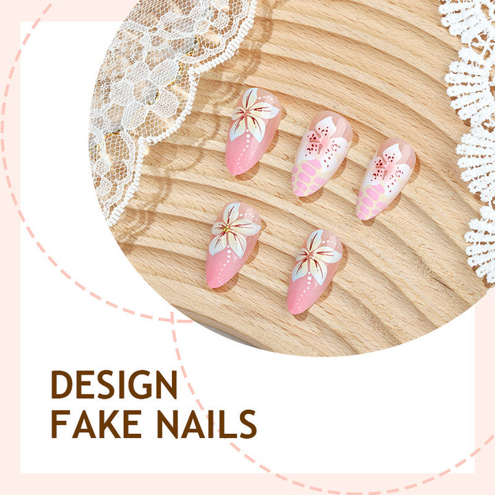 Artistic Nail Set with Floral Accents Stornfield