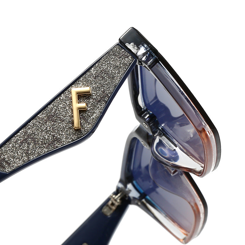Women's square sunglasses with matte frame and fashionable accents Stornfield
