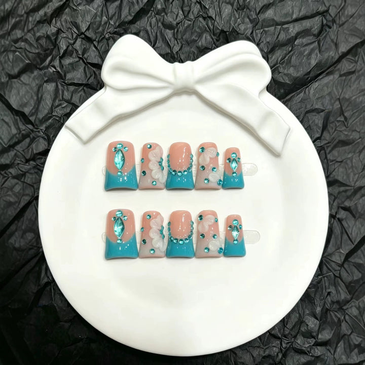 Decorative Press-On Nail Art Set with Floral and Gem Accents  1791774497