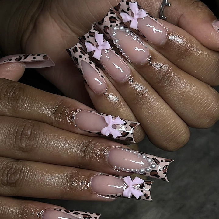 Exquisite Long Nail Art Set with Bow Accents Stornfield