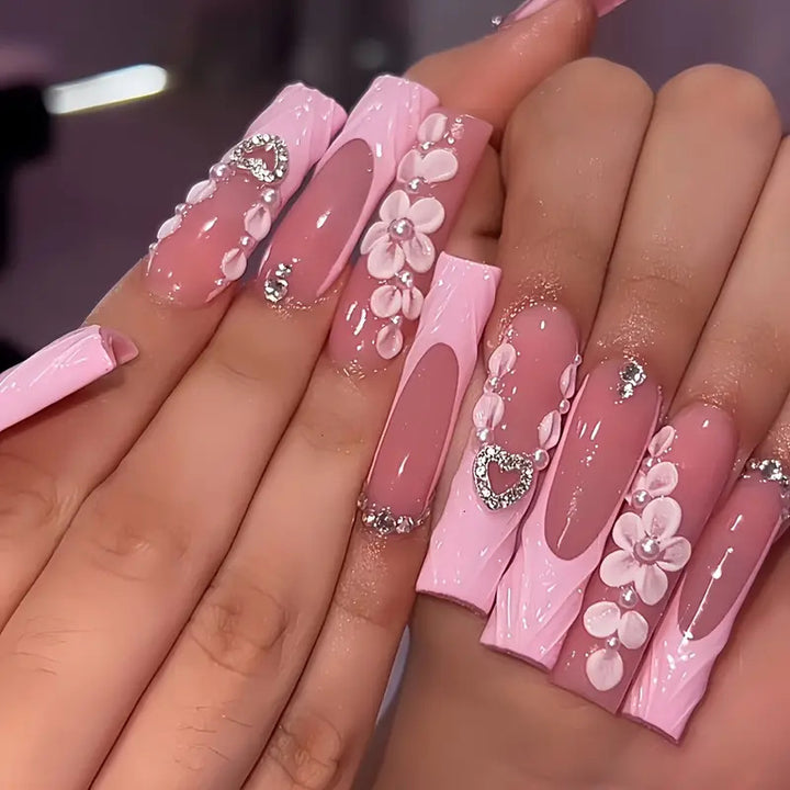 Decorative Floral Appliqué Press-On Nails Stornfield