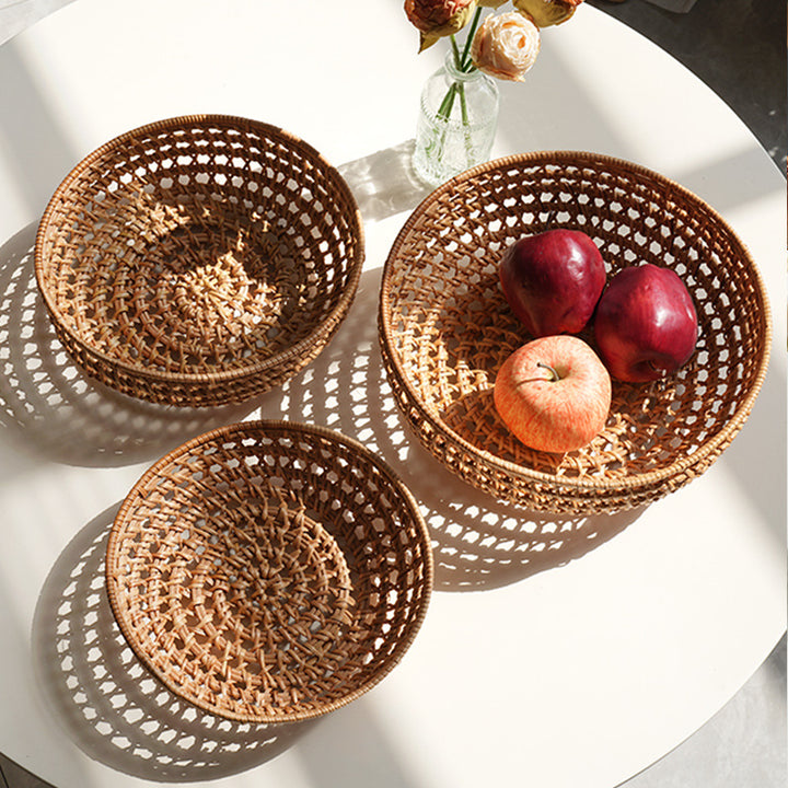 Ladies' round basket made of handwoven natural material Stornfield