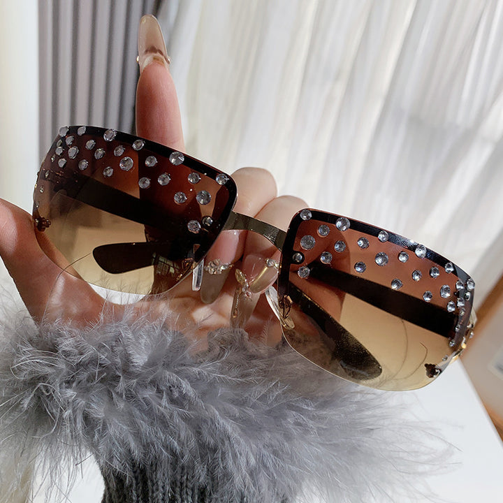 Women's Glamorous Sunglasses with Glitter Accents Stornfield