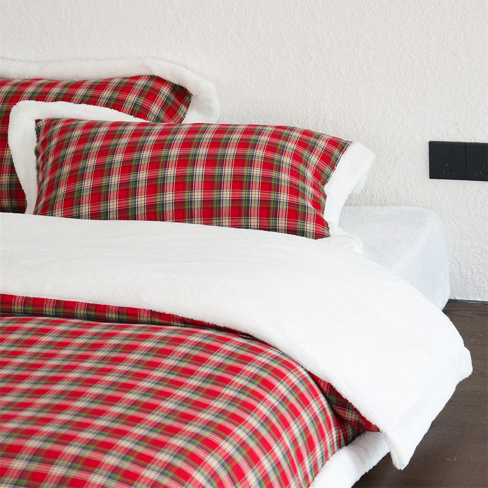 Reversible duvet cover set