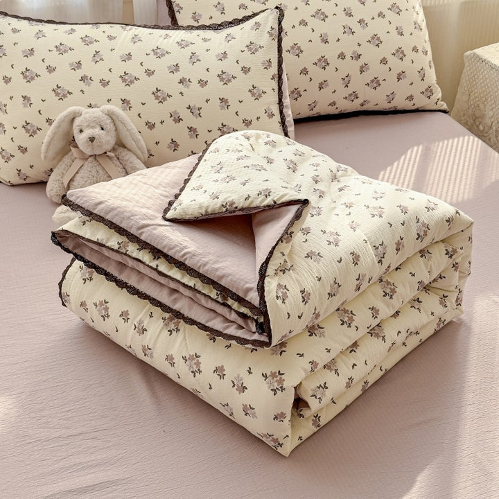 Floral Patterned Quilted Bedspread