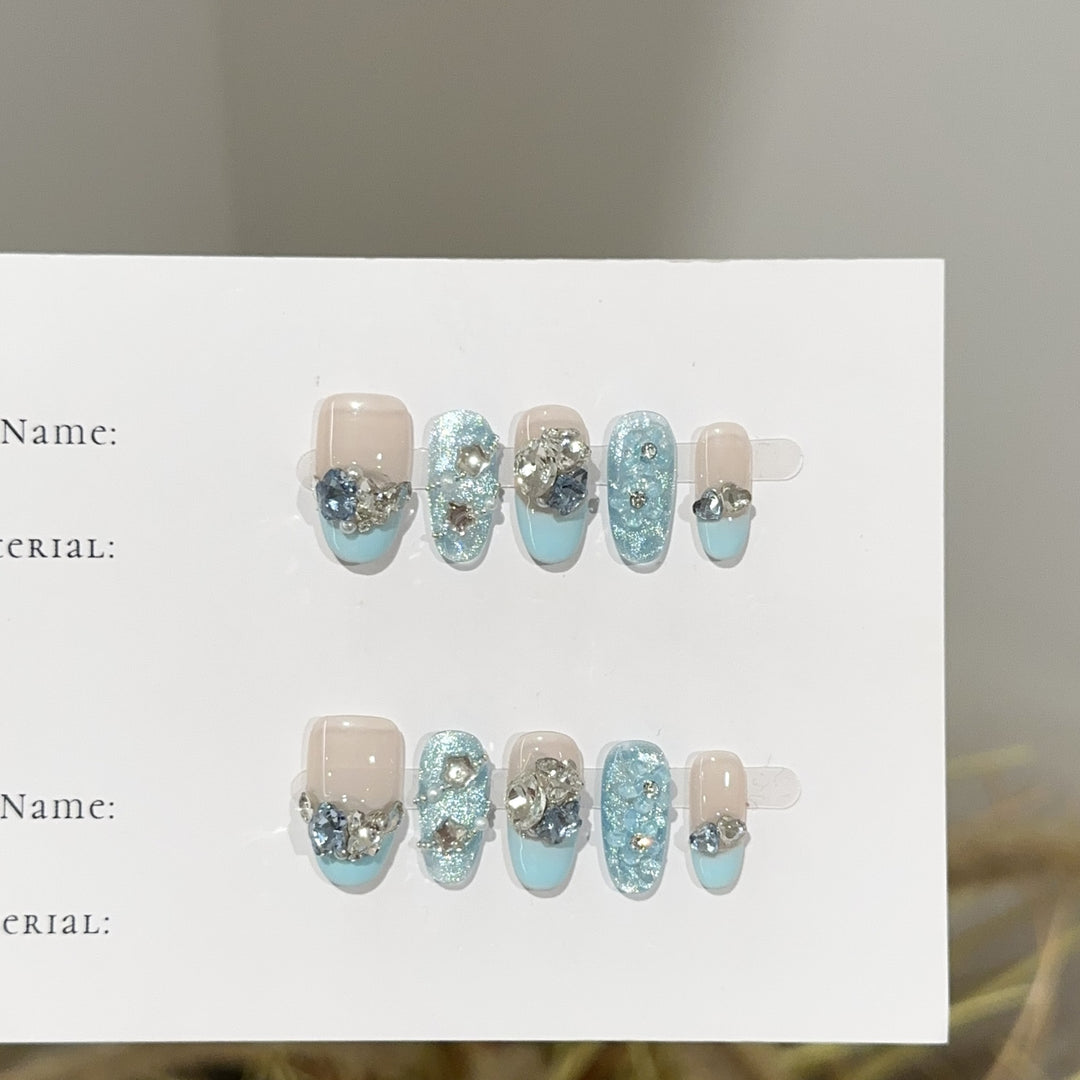 Stylish Decorative Press-On Nail Set