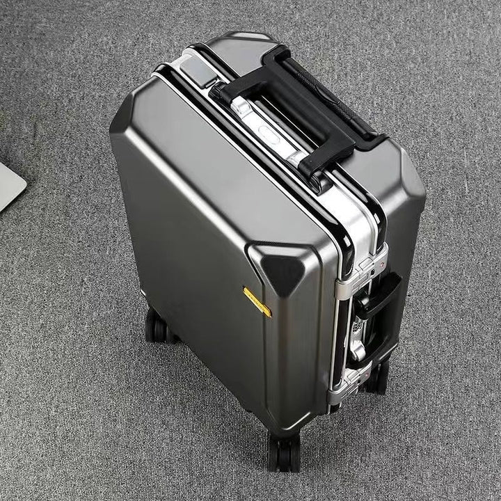 Hard-shell suitcase Stornfield