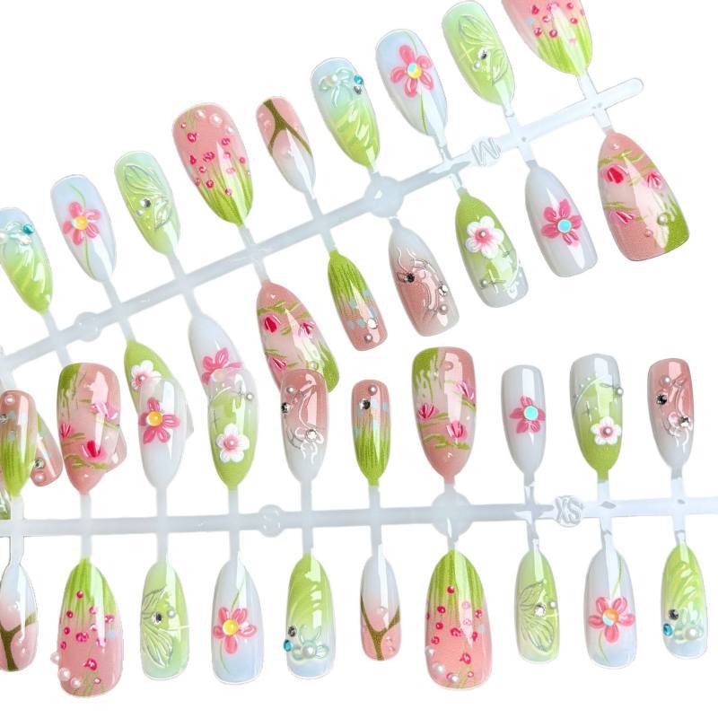 Artistic Floral Design Press-On Nail Set Stornfield