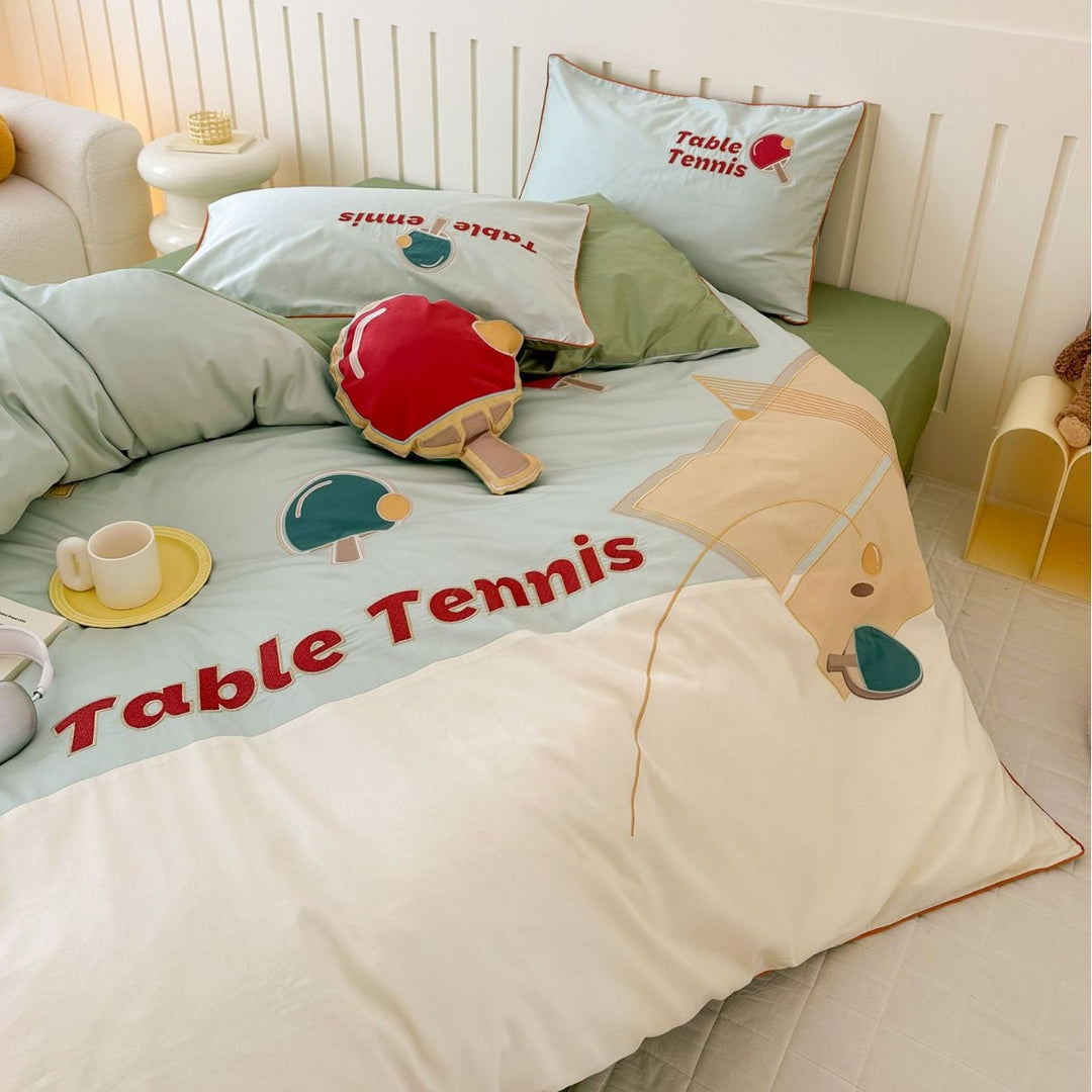 Children's bedding set in football sports design with embroidered appliqué