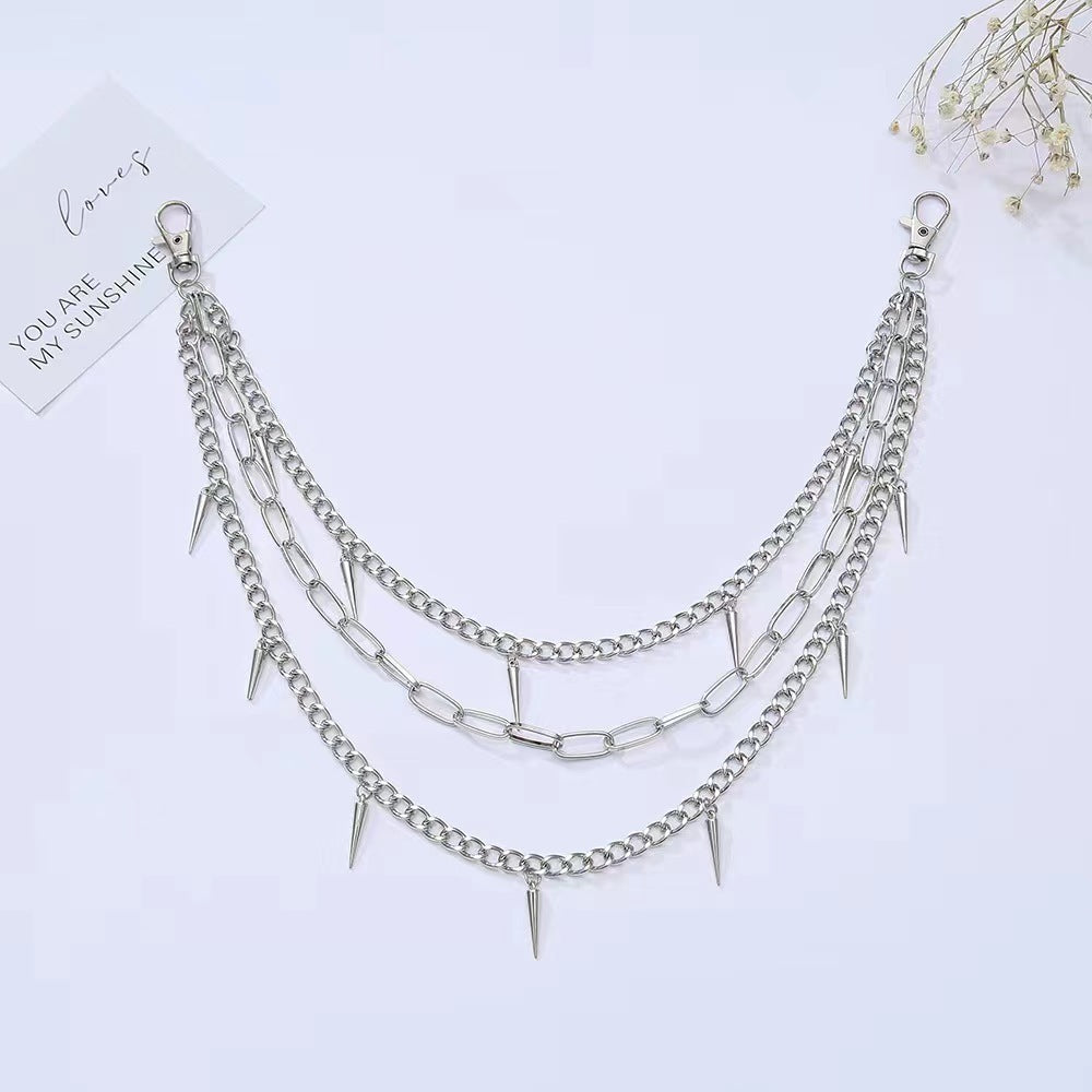 Fashionable chain belt with spiked details Stornfield