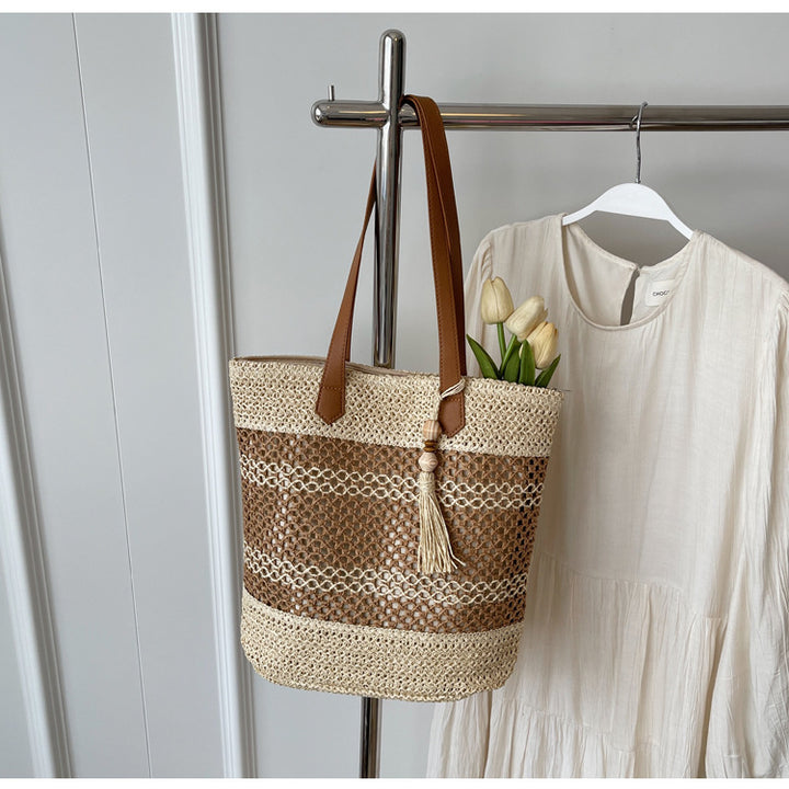 Fashionable straw tote bag with leather accents Stornfield