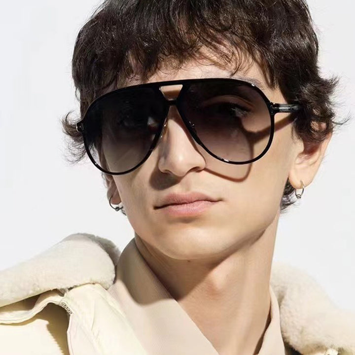Women's fashionable sunglasses in stylish pilot look Stornfield
