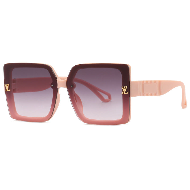 Women's fashionable square sunglasses with elegant design Stornfield