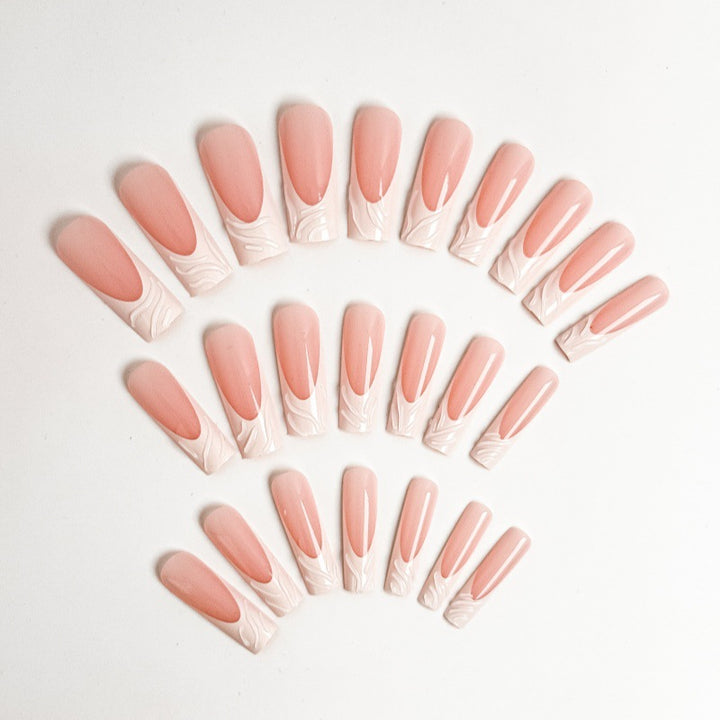 Artificial nails with elegant 3D design Stornfield