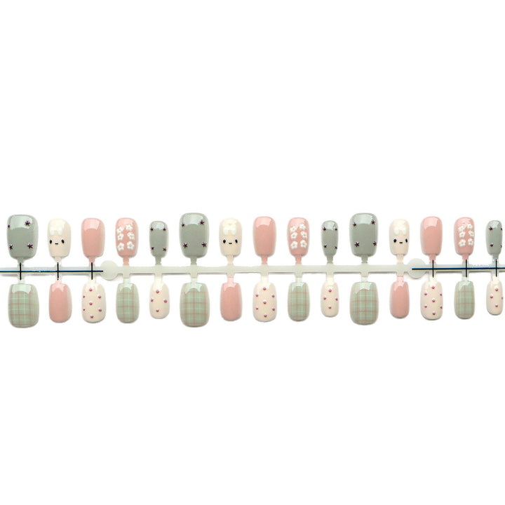 Creative Themed Press-On Nail Art Set Stornfield