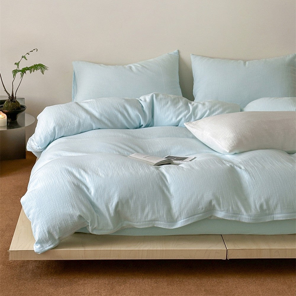 Bed linen set made of enzyme-washed cotton with a light texture