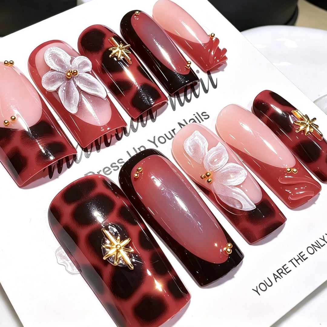 Artistic Floral Press-On Nail Set Stornfield