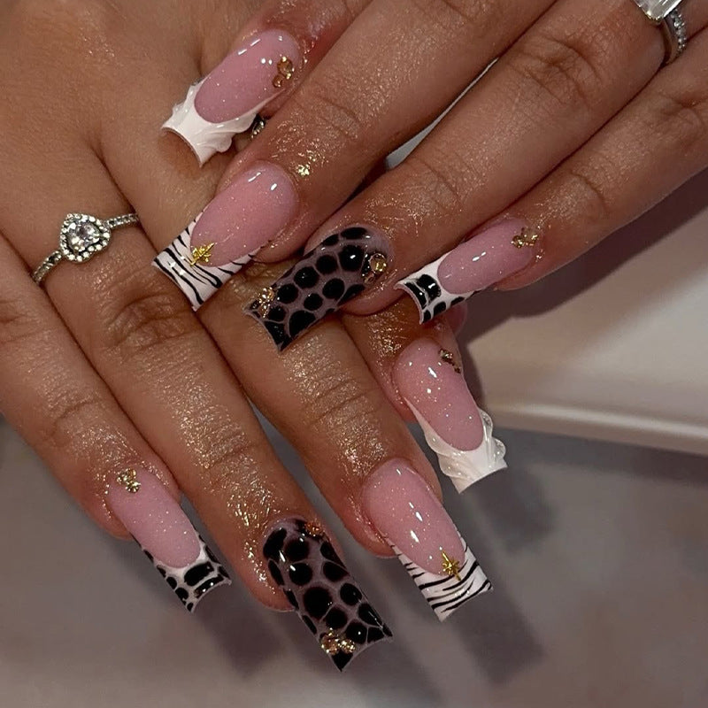 Acrylic nail set with modern animal designs Stornfield