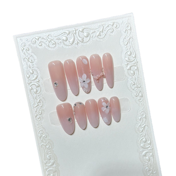 Floral Press-On Nail Art Set Stornfield