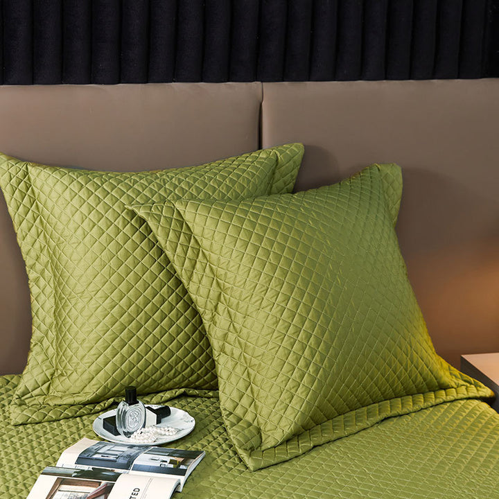 Quilted Diamond Bedspread Set with Ruffled Edge and Matching Pillow Shams
