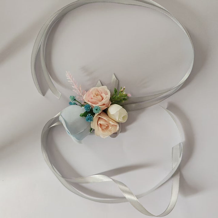 Stylish Floral Hair Corsage