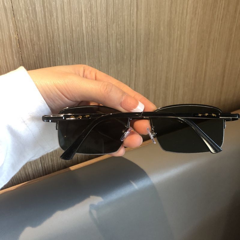 Chic Oversized Square Frame Sunglasses Stornfield
