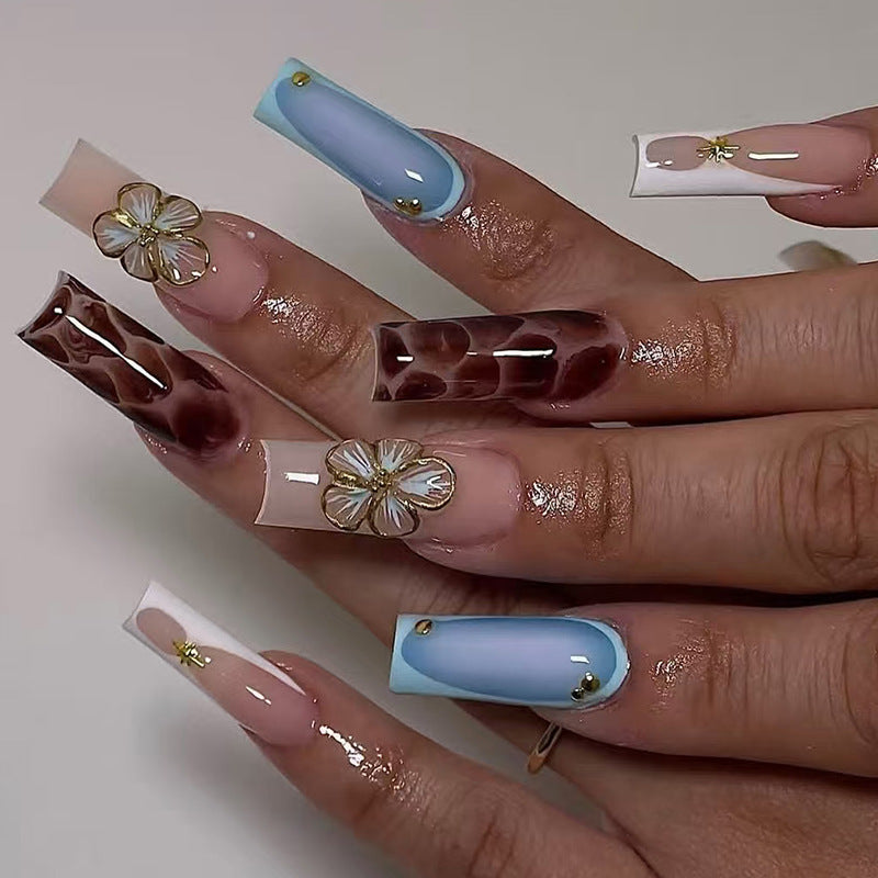 Elegant Floral Accent Press-On Nails Stornfield