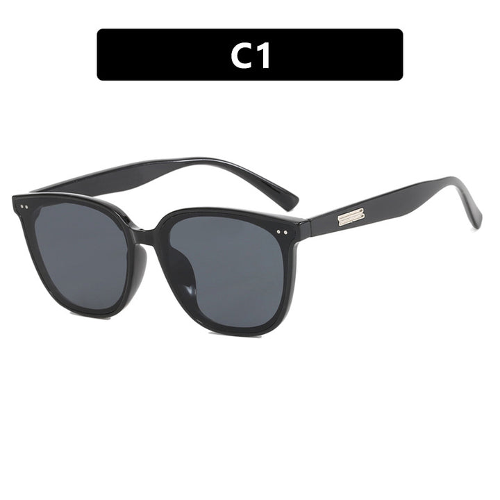 Women's oversized sunglasses in elegant tortoiseshell pattern Stornfield