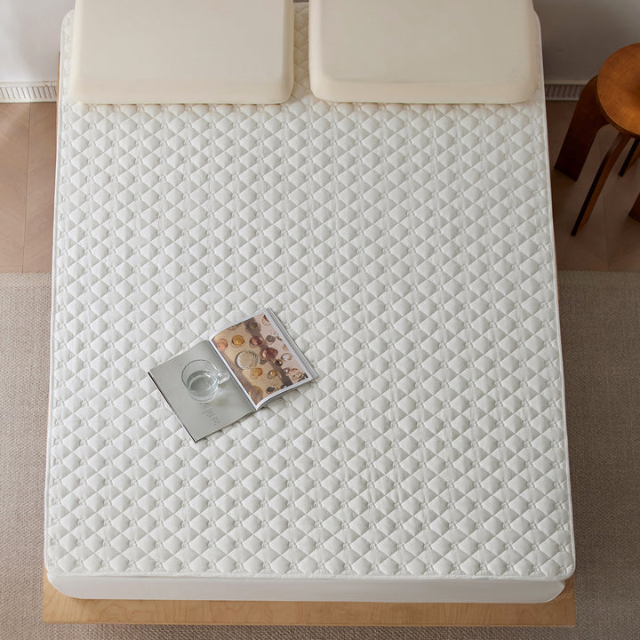 Quilted Hypoallergenic Mattress Pad Topper with Diamond-Stitch Surface