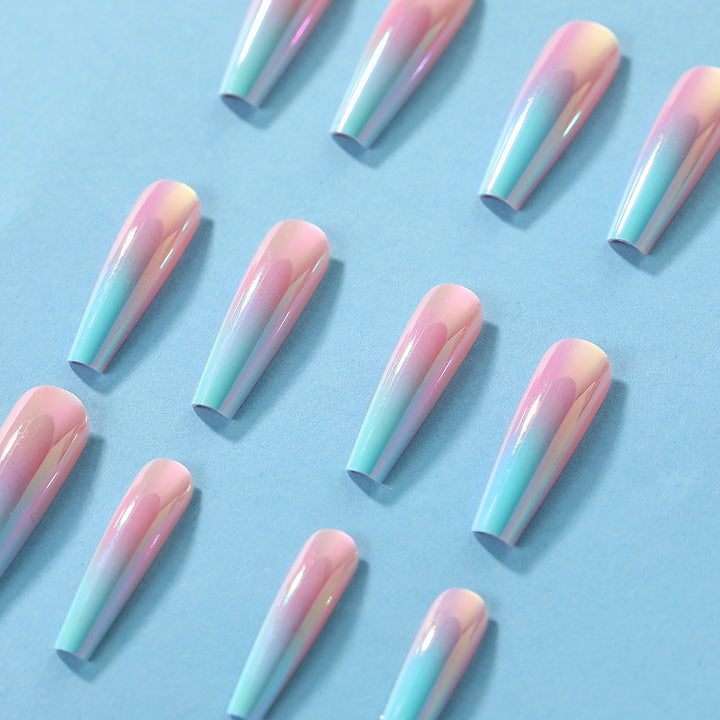 Artificial nails in modern ombre design Stornfield
