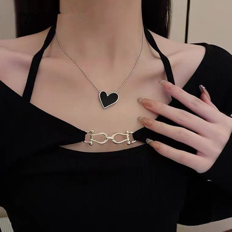 Artistic Heart-Shaped Pendant Necklace Stornfield