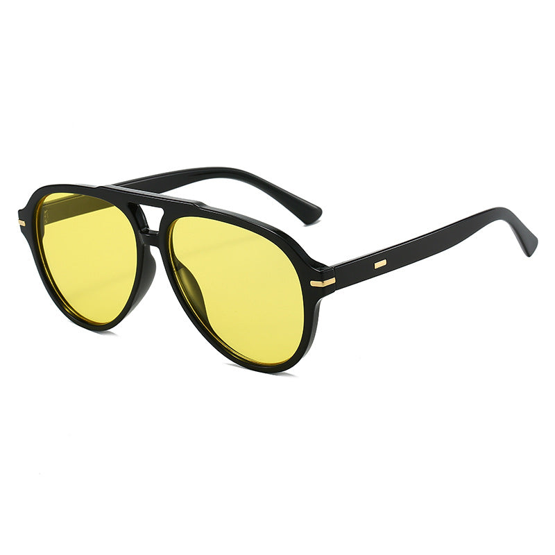 Women's fashionable sunglasses with stylish tortoise frame Stornfield