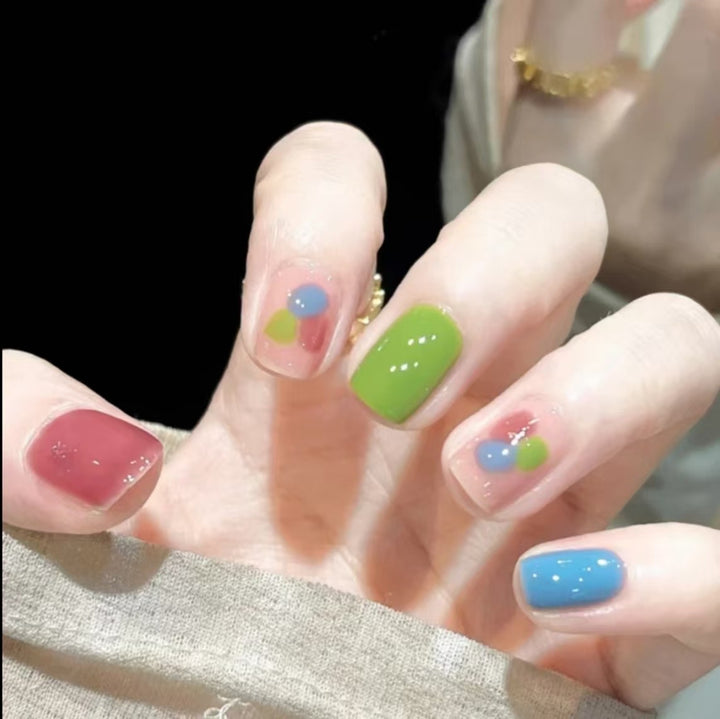 Artistic Floral Nail Art Extensions